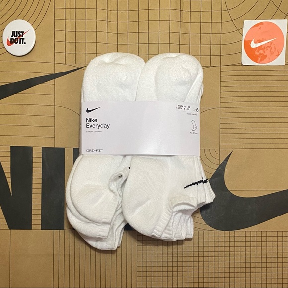 Nike dri-fit Everyday cotton cushioned No Show Ankle socks 6 pair pack - Picture 5 of 16
